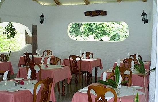 restaurant  (©  Seychelles Reservations)