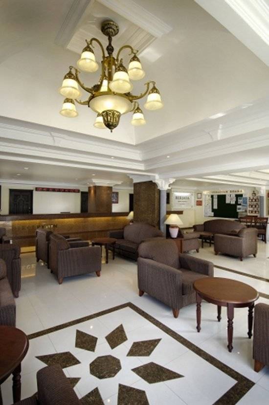 seychelles-berjayapraslinbeach-resort-lobby  (© Berjaya Praslin Beach Hotel / Berjaya Praslin Beach Hotel)