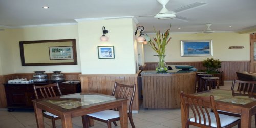 seychelles-booking-bel-air-hotel-bar-restaurant3  (©  Seychelles Reservations)