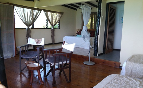 seychelles-booking-praslin-mango-lodge-room1  (©  Seychelles Reservations)