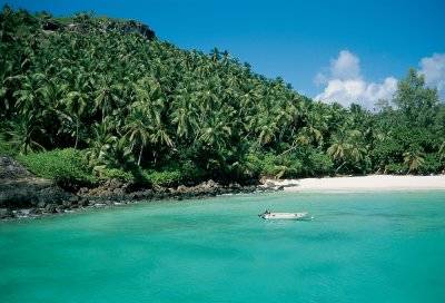 seychelles-north-island-plage-est  (©  / North Island Resort)