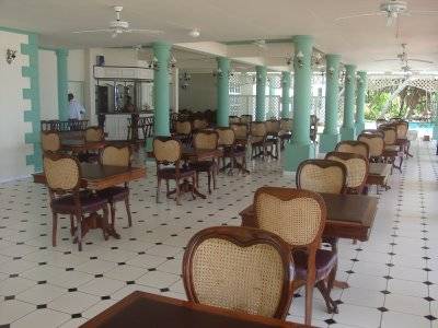 seychelles-palm-beach-restaurant  (©  / Palm Beach Hotel)