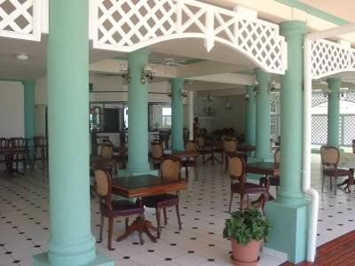 seychelles-palm-beach-restaurant2  (©  / Palm Beach Hotel)