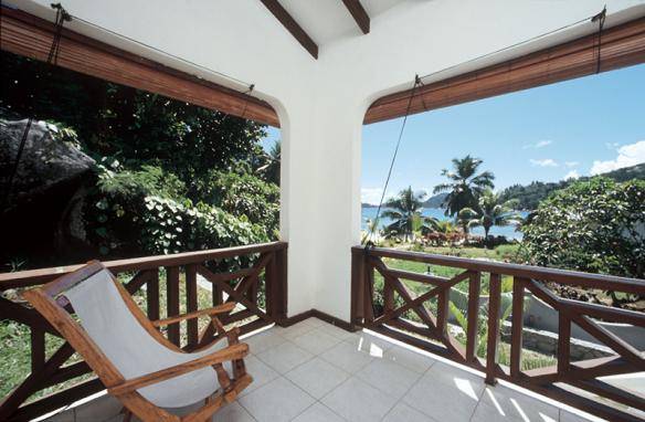 seychelles-villa-chez-batista-terrasse  (©  / Villa chez Batista)