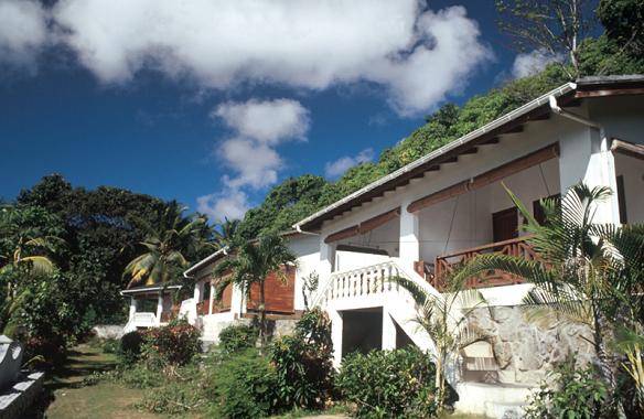 seychelles-villa-chez-batista-vue-exterieure  (©  / Villa chez Batista)