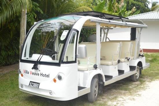 seychelles-villa-veuve-bus-1  (©  Seychelles Reservations)